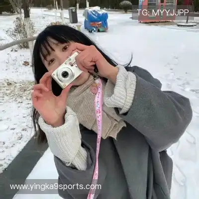 甄歌寒